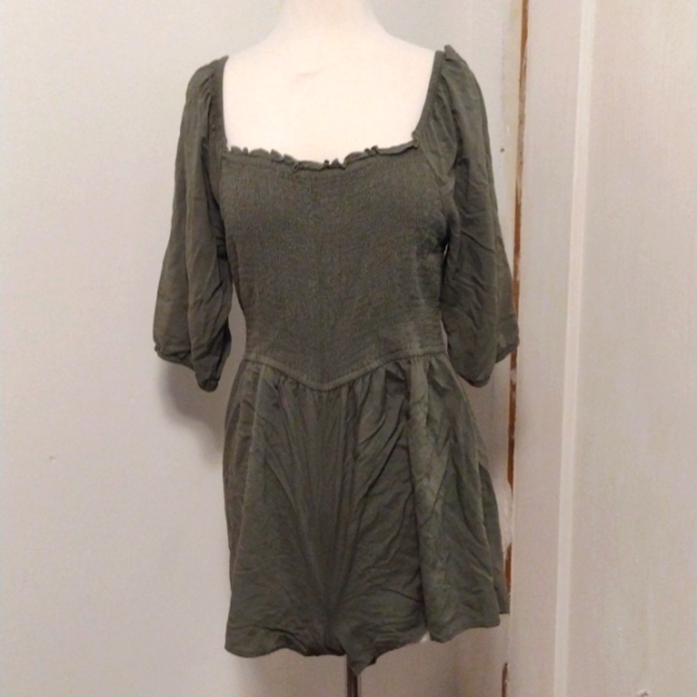 so olive romper